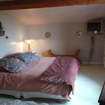 Chambre D'Hotes Le Paon Blanc Monprimblanc Экстерьер фото