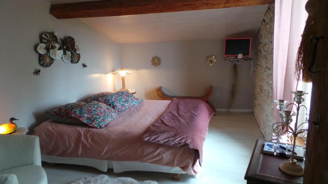 Chambre D'Hotes Le Paon Blanc Monprimblanc Экстерьер фото